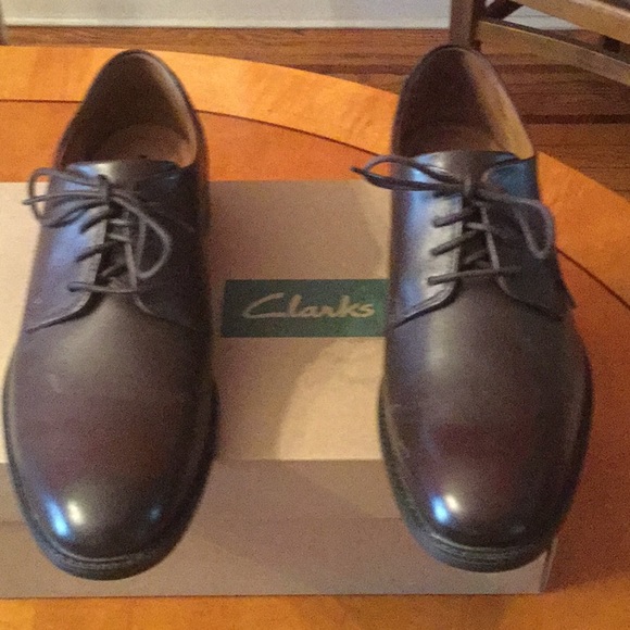 Men’s shoes in brown - Picture 2 of 3